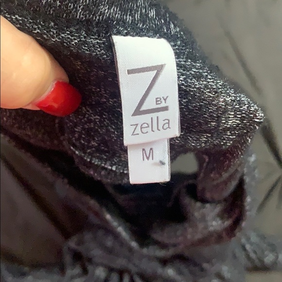 Zella pull over - Picture 3 of 3